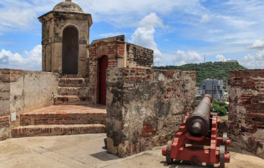 Tour por la ciudad y el Castillo de San Felipe