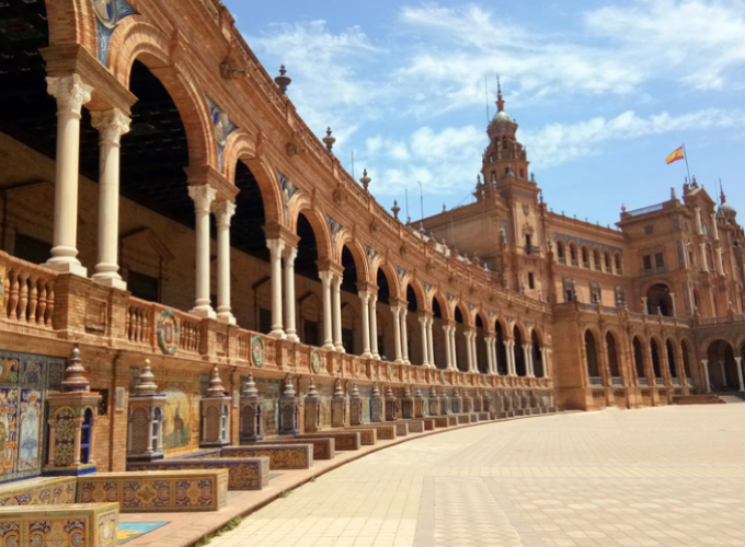 Tour guiado por el Palacio Real de Madrid con acceso prioritario